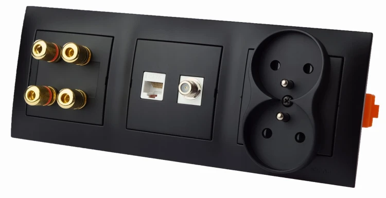 Gniazdka głośnikowe ścienne poczwórne, RJ45 F 230V