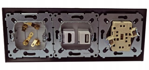 Gniazdka głośnikowe ścienne poczwórne, HDMI USB 230V