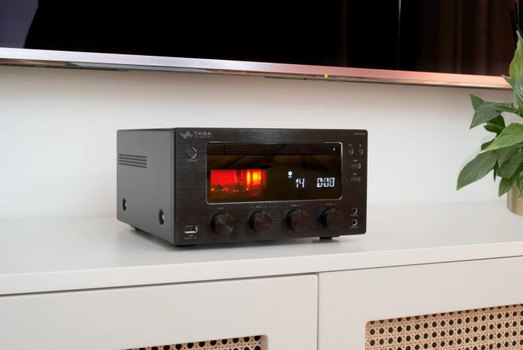 Taga Harmony HTR-1000CD v.3