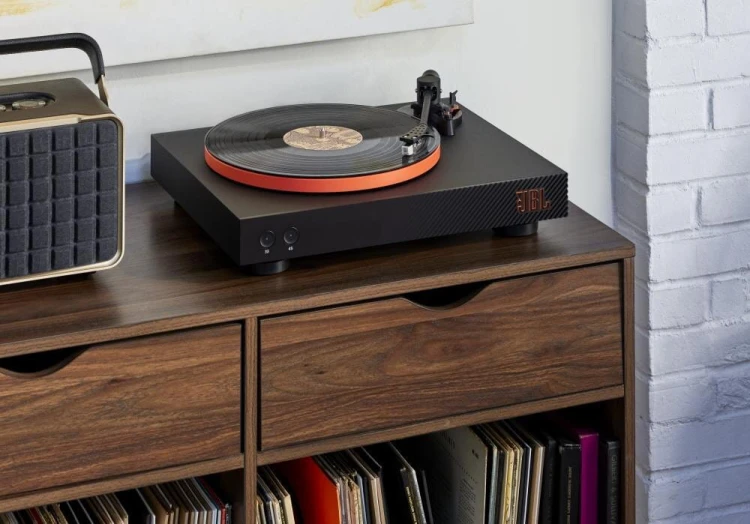 Gramofon z Bluetooth JBL SPINNER BT