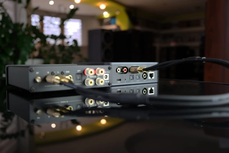 2RCA 2xRCA Cross-Tech R5 GOLD