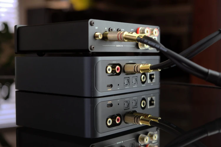 2RCA 2xRCA Cross-Tech R5 GOLD