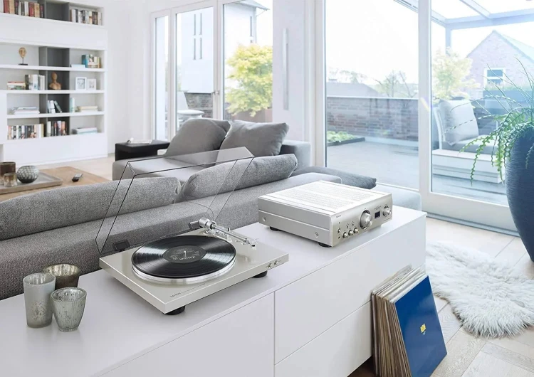 Denon DP-300F gramofon automatyczny z przedwzmacniaczem - srebrny