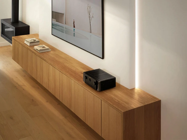 Amplituner kina 7.2 MARANTZ CINEMA 60 Atmos 8K HEOS Audyssey Wi-Fi BT