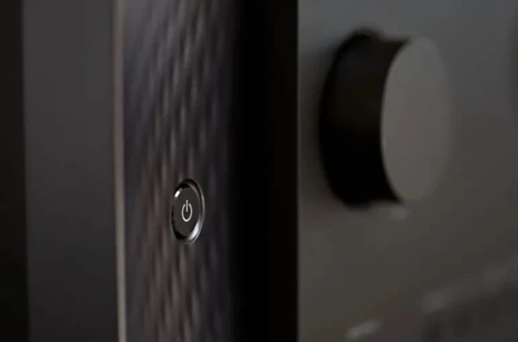 Amplituner kina 7.2 MARANTZ CINEMA 60 Atmos 8K HEOS Audyssey Wi-Fi BT