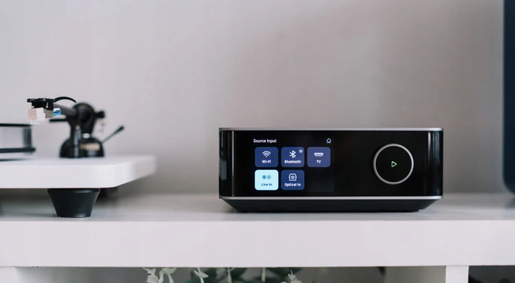WIIM-AMP-ULTRA-WZMACNIACZ-STEREO-STREAMING-WIFI-HDMI-ARC-Wysokosc-produktu-7-6-cm.jpg