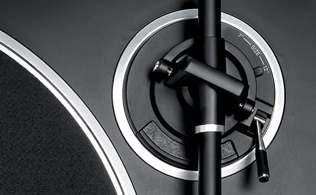 Audio-Technica-AT-LP70XBT-2.jpg