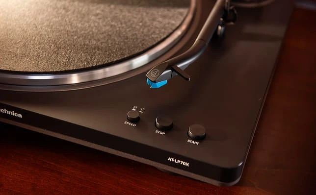 Audio-Technica-AT-LP70XBT-XL.jpg