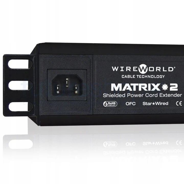 WireWorld-Matrix-2-Listwa-zasilajaca-do-audio-Marka-Wireworld.jpg