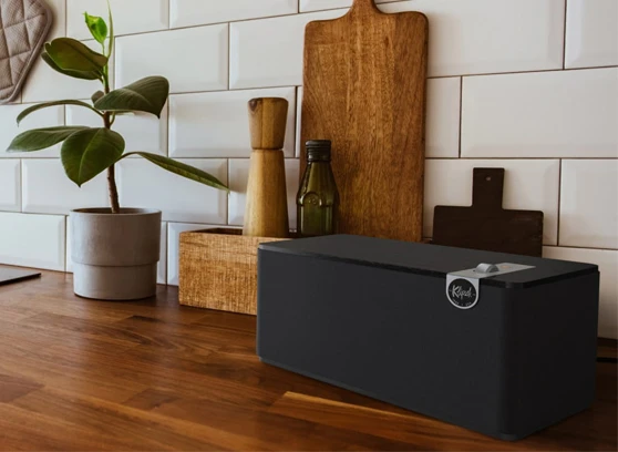 KLIPSCH-THE-THREE-PLUS-GLOSNIK-AKTYWNY-STEREO-2-1-BLUETOOTH-5-3-NOWOSC-2023-Zasilanie-sieciowe.jpg