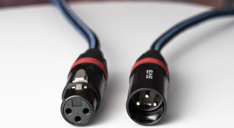 XLR_strona_3.jpg