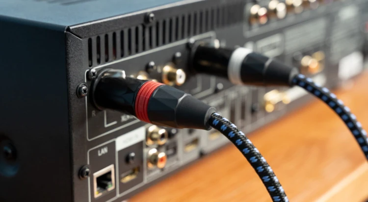 XLR_strona_5.jpg