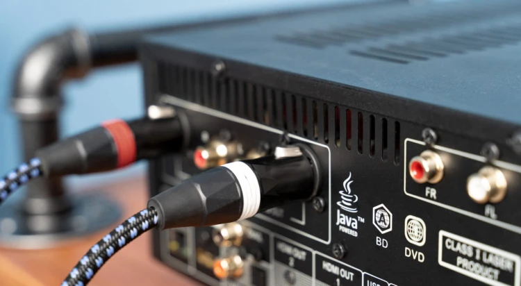 XLR_strona_6.jpg
