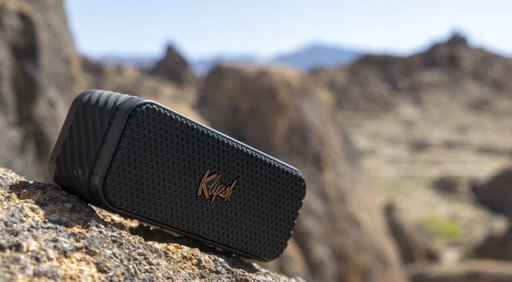 KLIPSCH-NASHVILLE-PRZENOSNY-GLOSNIK-BLUETOOH-5-3-WODOODPORNY-2x10W-IP67-Funkcje-funkcja-powerbanku-odbieranie-polaczen-odpornosc-na-zachlapanie-sterowanie-za-pomoca-smartfona-wbudowany-mikrofon.jpg