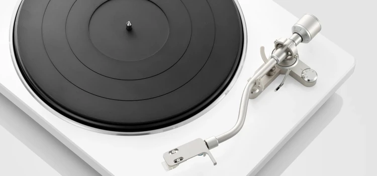 Gramofony automatyczne Hi-FI Denon DP-400 biały